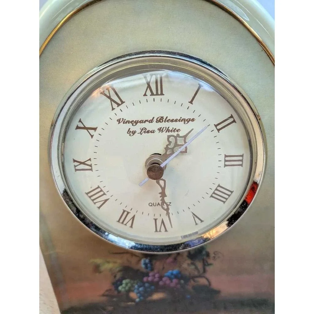 Vineyard Blessings Lisa White Arts Uniq Inc. Decorative Mantel Clock